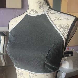 Bebe SZ M Black and Silver Shimmer Crop Top